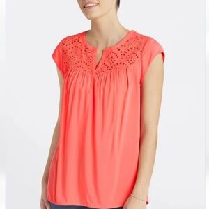 Daniel Rainn‎ Stitch Fix Kiara Eyelet Detail Top Coral Short Sleeves Small NWT